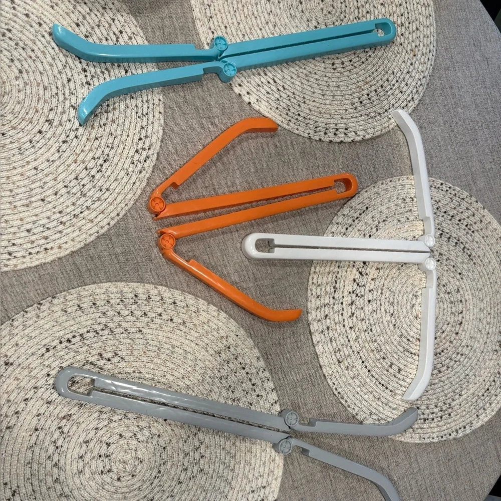 Adjustable Boot Huggers - Set of 4